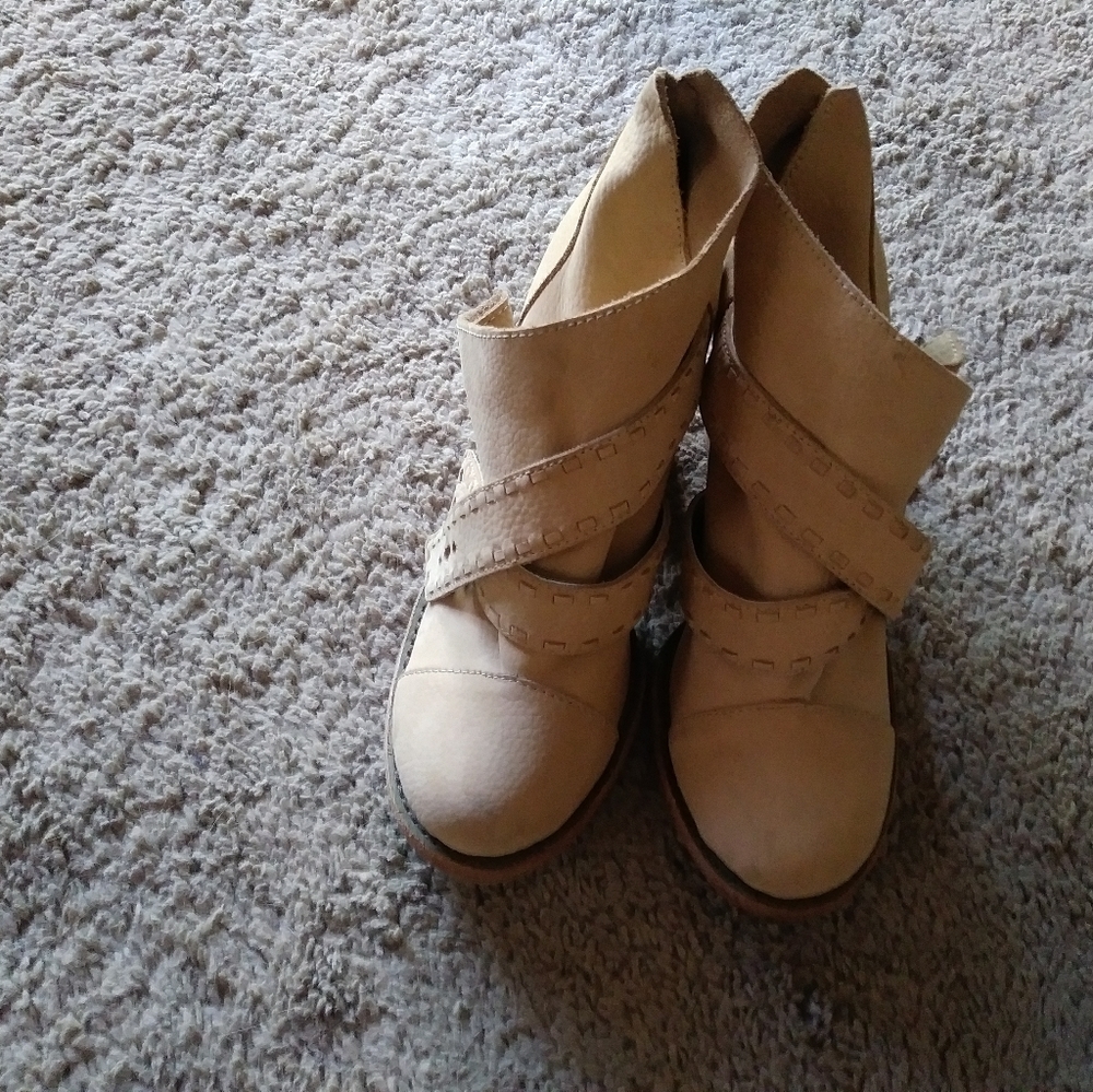 Joe's all leather boots Designer